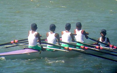 Nemato girls on the way to the start for their first winning race